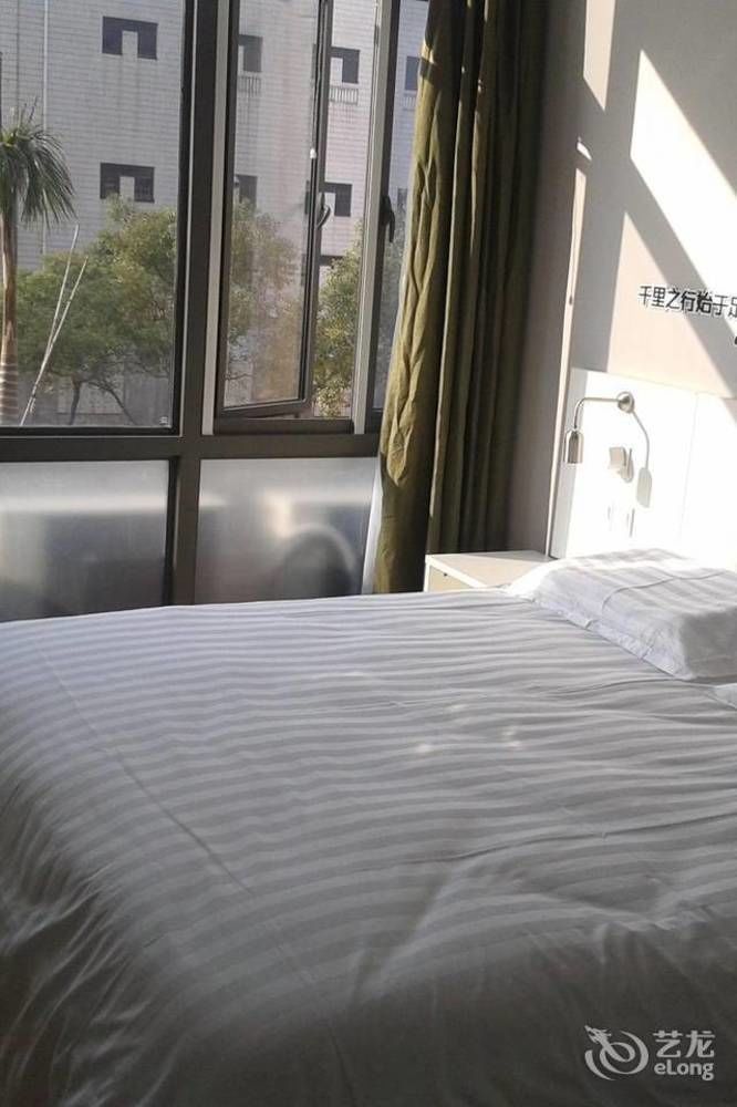 Motel Shenzhen Futian Kou'An Guihua Road Eksteriør bilde